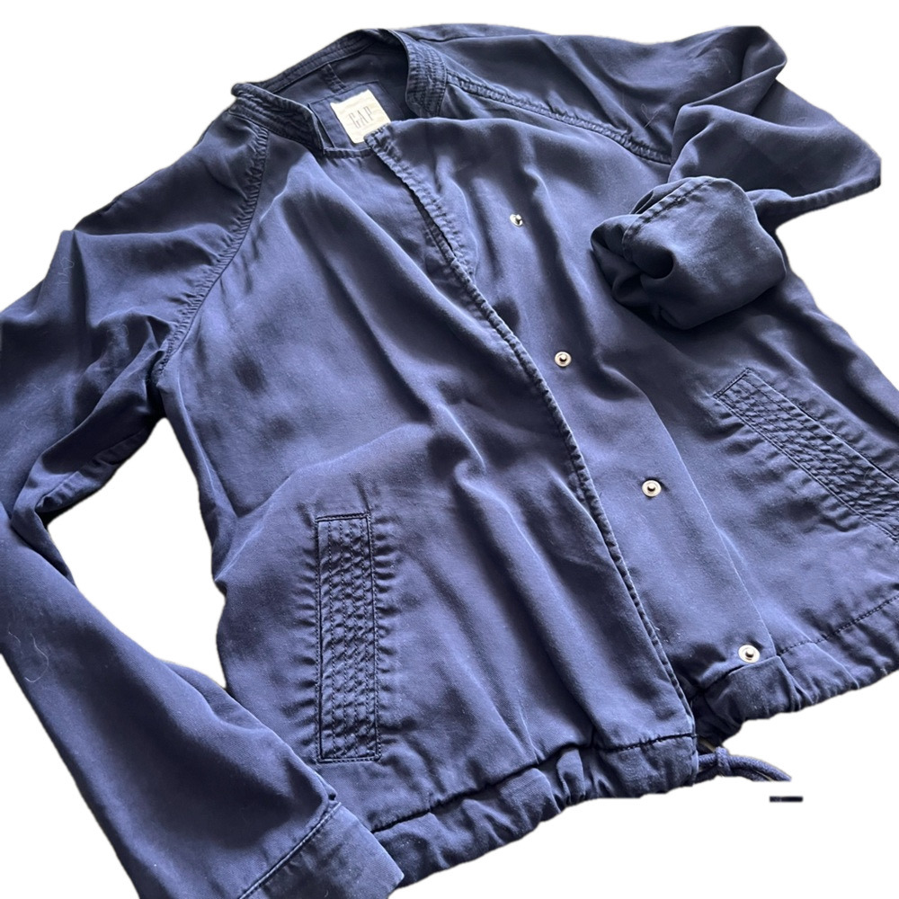 Gap light weight jacket